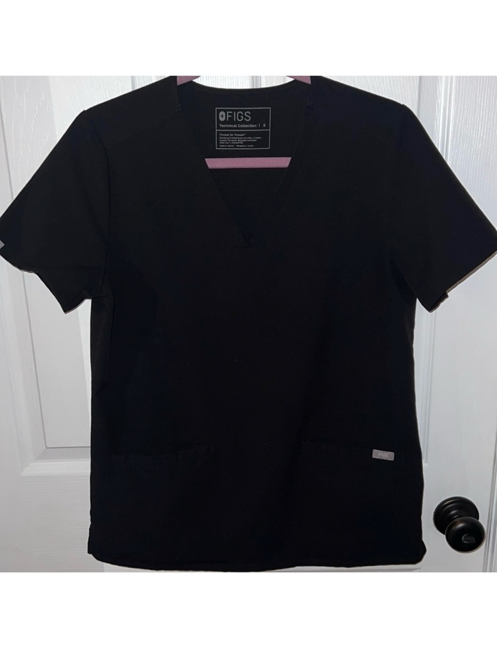 Figs Black Casma Scrub Top